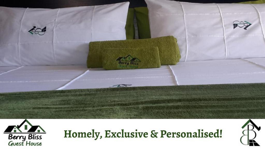 Berry Bliss Guest House กาโบโรเน ภายนอก รูปภาพ